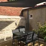 Petite Maisonnette Cosy Et Pleine De Charme Situee A Proximite Du Centre-ville 別荘
