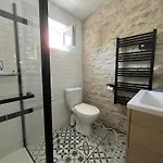 Σπίτι διακοπών Petite Maisonnette Cosy Et Pleine De Charme Situee A Proximite Du Centre-ville