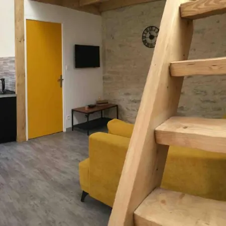 Petite Maisonnette Cosy Et Pleine De Charme Situee A Proximite Du Centre-ville 디종